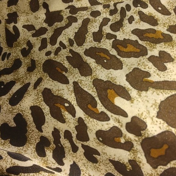 Essentials by Milano women's animal pattern sleeveless top SZ XL NWoT - Picture 14 of 17